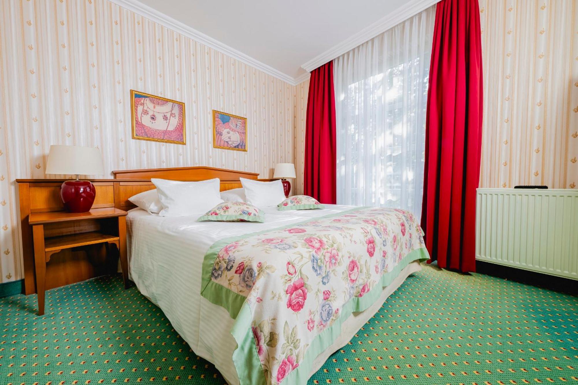 Hotel Am Schlosspark ゴータ エクステリア 写真