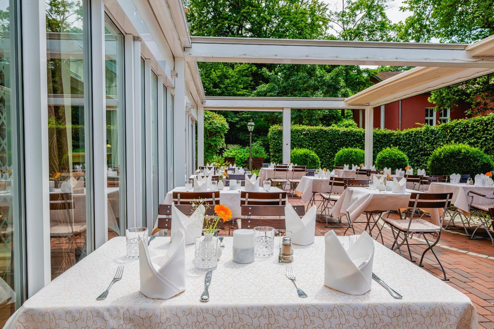 Hotel Am Schlosspark ゴータ エクステリア 写真