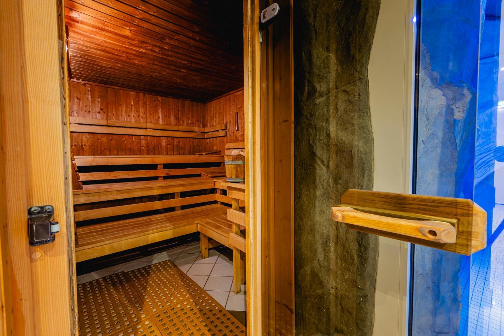 Hotel Am Schlosspark ゴータ エクステリア 写真